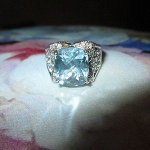 Raquel Welch Ring